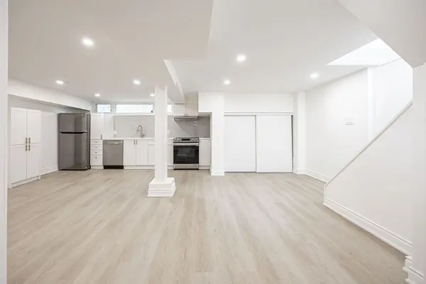 63 Burcher RD #Lower, Ajax, ON L1S 2P9