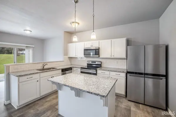 2490 Bandit CV, Winona Lake, IN 46590