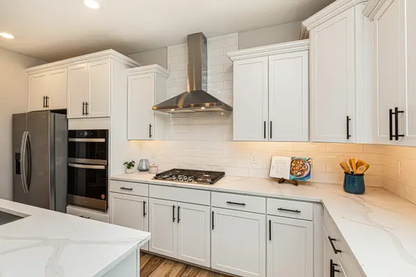 5730 Palazzo LN, Mccordsville, IN 46055