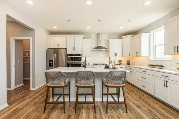 5730 Palazzo LN, Mccordsville, IN 46055