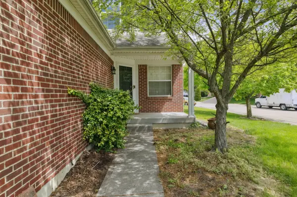 8056 Barksdale WAY, Indianapolis, IN 46216