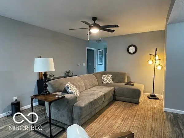 100 W North ST, Arcadia, IN 46030