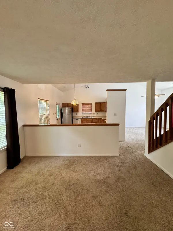 6341 Lendsmith CIR, Indianapolis, IN 46268