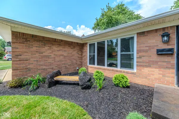 7422 Glenfair CT, Indianapolis, IN 46214