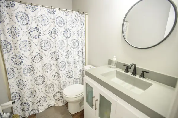 13962 Harrison Pkwy, Fishers, IN 46038