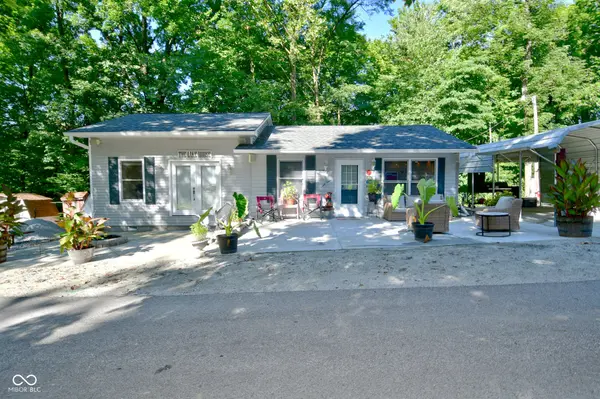 11087 Lakeshore DR, Cloverdale, IN 46120