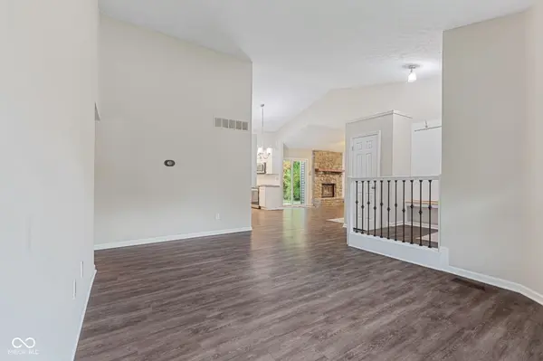 10916 Geist Woods North DR, Indianapolis, IN 46256
