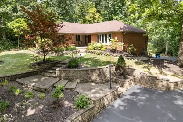 9226 Gleannloch DR, Indianapolis, IN 46256