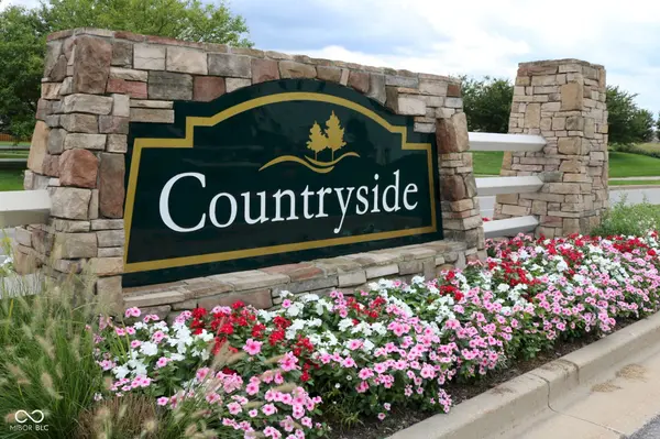 70 Spring Lake DR, Westfield, IN 46074