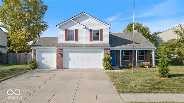 1215 Summer Ridge LN, Brownsburg, IN 46112