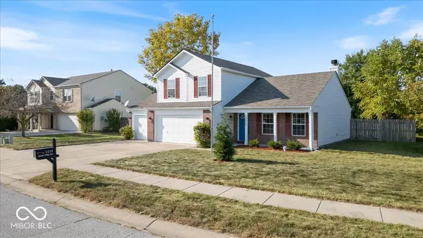 1215 Summer Ridge LN, Brownsburg, IN 46112