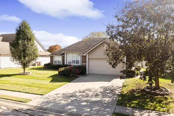 1971 St James PL, Columbus, IN 47201
