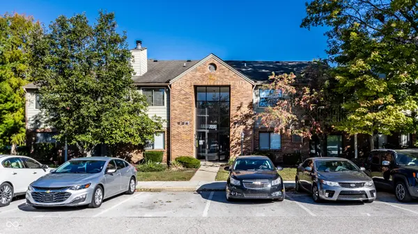 7230 Village Parkway DR #7, Indianapolis, IN 46254
