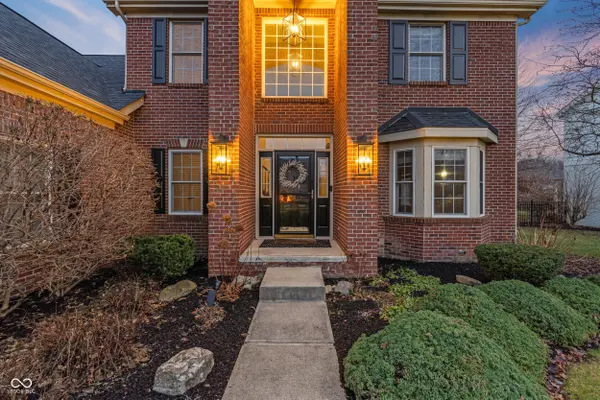4285 Sedge CT, Zionsville, IN 46077