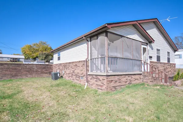 206 S Poplar ST, Brownstown, IN 47220