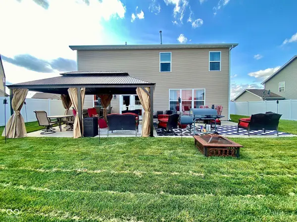 1533 Gleneagle DR, Indianapolis, IN 46239
