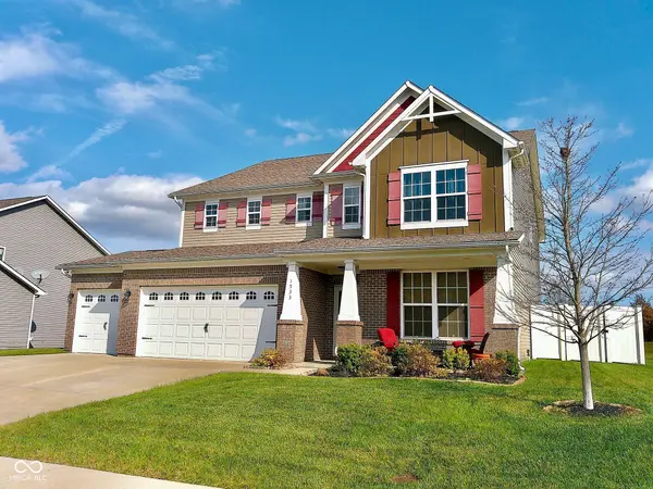1533 Gleneagle DR, Indianapolis, IN 46239
