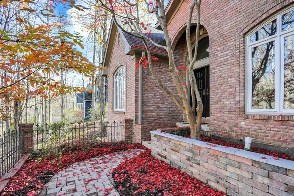 7905 Traders Hollow LN, Indianapolis, IN 46278