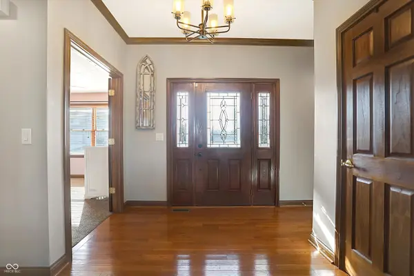 5200 Summerfield XING, Greenwood, IN 46143
