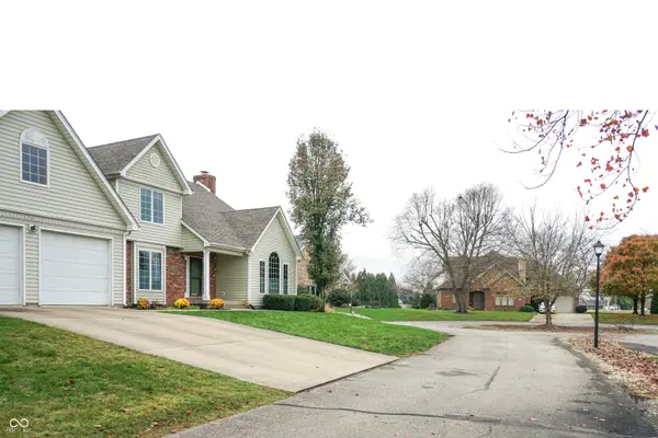 1267 Kensington DR, Seymour, IN 47274