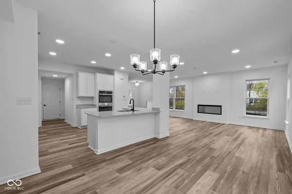 17402 Ebling TRL, Westfield, IN 46062