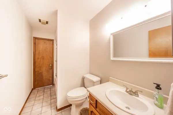 10309 N Walnut ST, Muncie, IN 47303