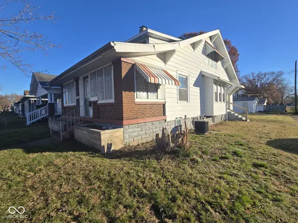 2448 S 8th ST, Terre Haute, IN 47802