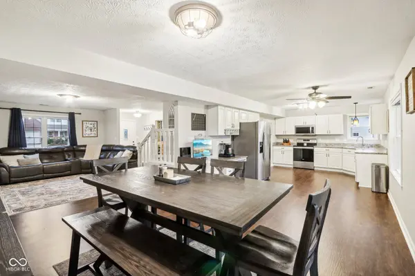 7967 Meadow Bend CIR, Indianapolis, IN 46259