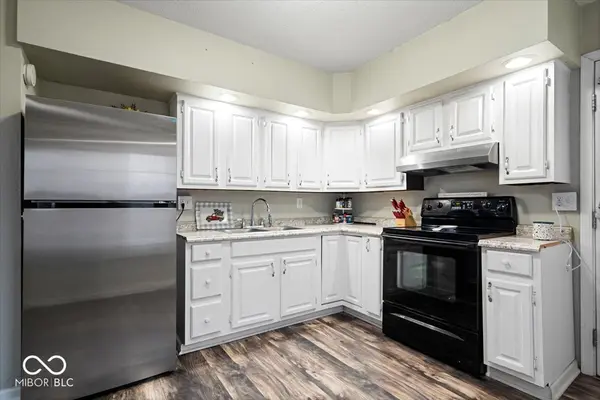 512 Gaywood DR, Chesterfield, IN 46017