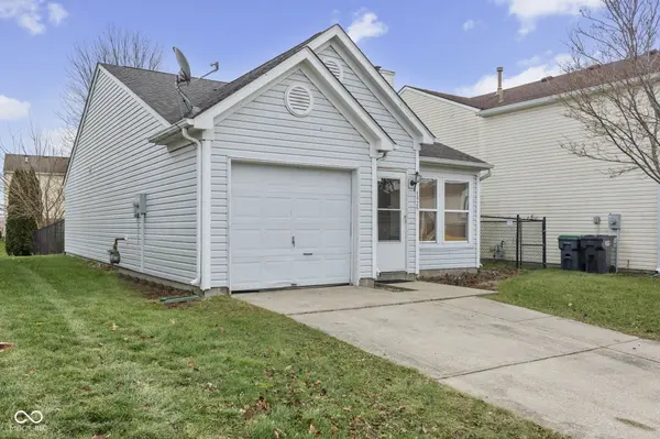 1325 Odell LN, Greenwood, IN 46143