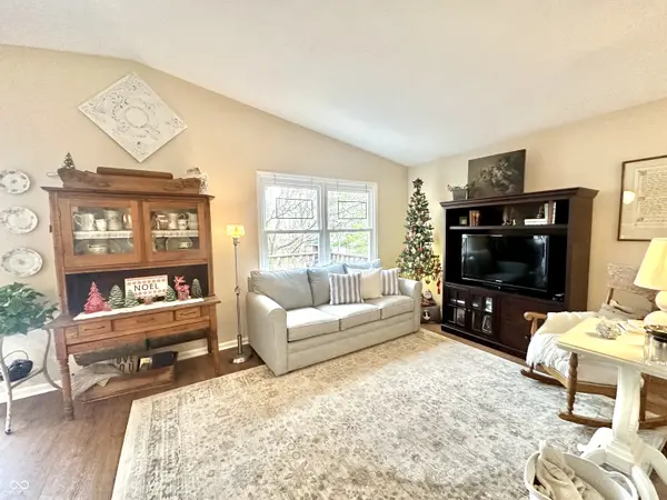 9259 Cinnebar DR, Indianapolis, IN 46268