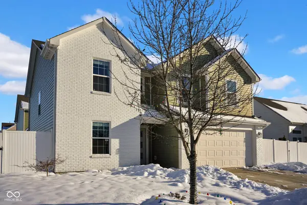 4665 Willowbrook DR, Columbus, IN 47203
