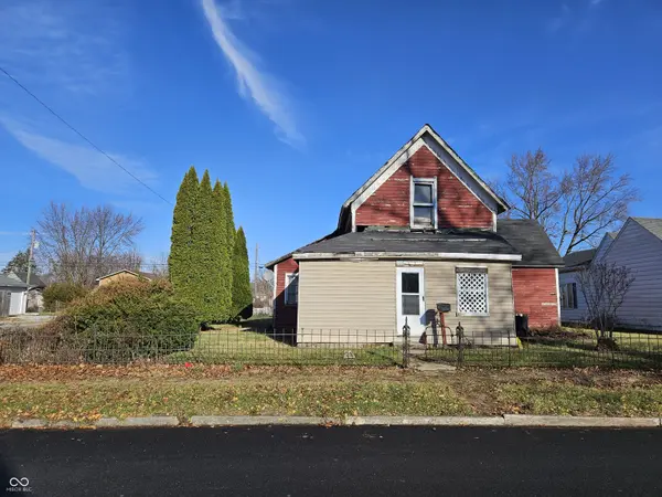 2402 N B ST, Elwood, IN 46036