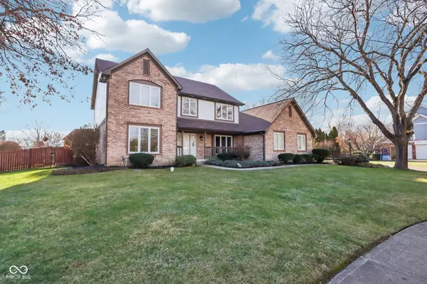 1451 Clearwater CT, Carmel, IN 46032