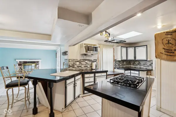 7525 Dorothy DR, Indianapolis, IN 46260