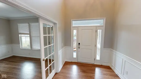 1289 Vista WAY, Greenwood, IN 46143