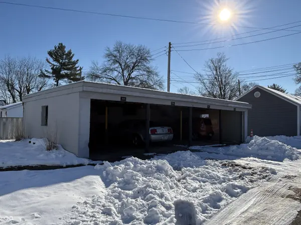 717 25th ST, Columbus, IN 47201