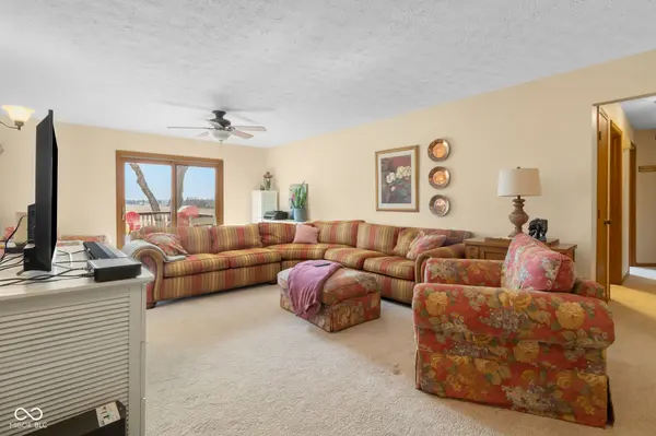 13481 E 300 S, Columbus, IN 47203