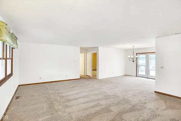 260 N Plum ST, Clinton, IN 47842