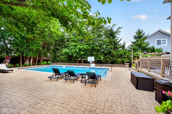 11394 Loch Raven BLVD, Fishers, IN 46037