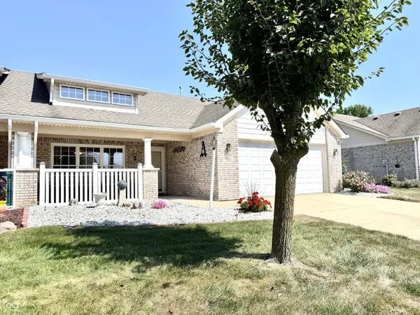 1059 Hilltop Commons BLVD, Whiteland, IN 46184