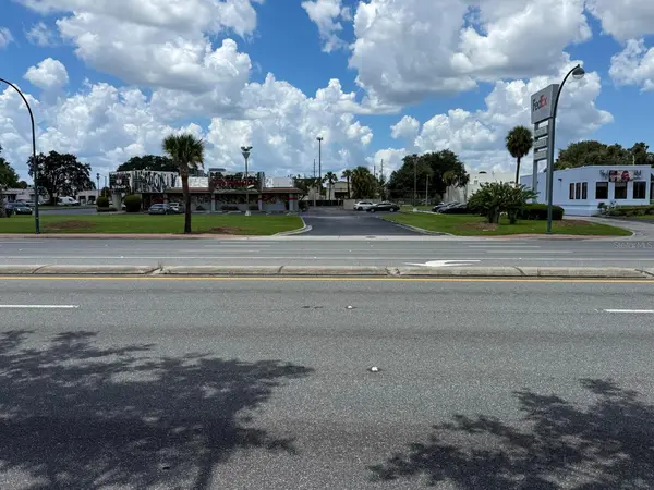 7155 S ORANGE BLOSSOM TRL, Orlando, FL 32809
