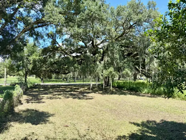 4621 E LAKE AVE, Tampa, FL 33610