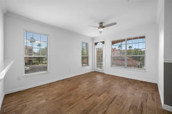 5000 CULBREATH KEY WAY #1-201, Tampa, FL 33611