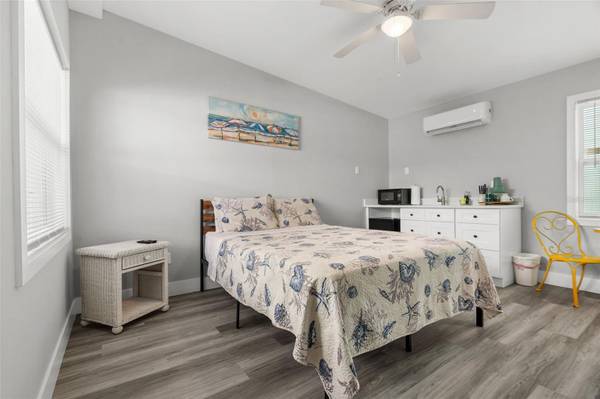 13343 GULF BLVD #B5, Madeira Beach, FL, 33708 photo 6