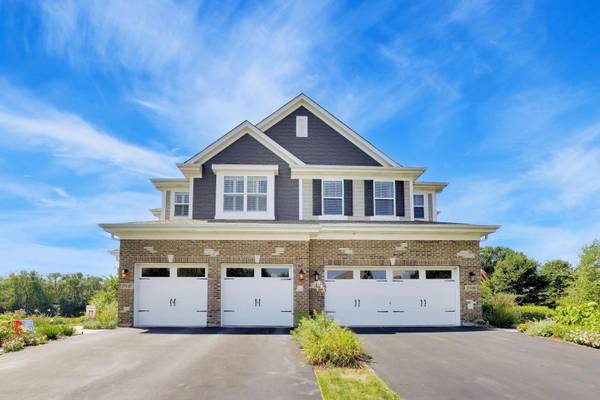 27W187 Breme DR, Warrenville, IL 60555