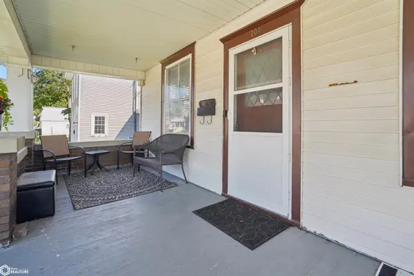 204 E Main ST, New London, IA 52645