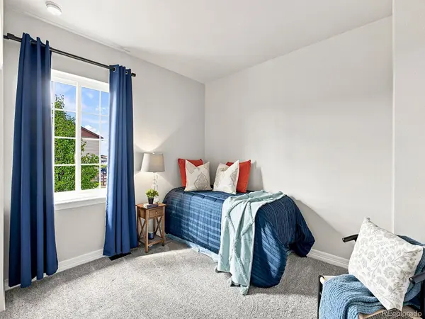 7266 S Robertsdale WAY, Aurora, CO 80016