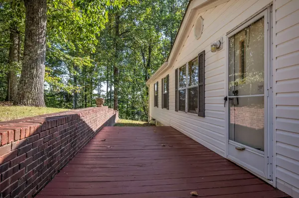 1066 Paula Ln, Pegram, TN 37143