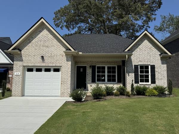 37 Laurel View St, Manchester, TN 37355
